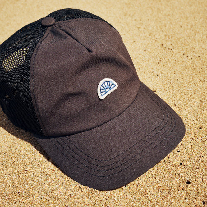 OTG Sun Cap Black Wash